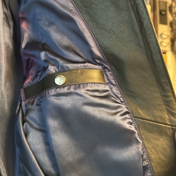 Harley-Davidson leather riding Jacket-padded lower back 2 zipper option closure - Picture 15 of 16